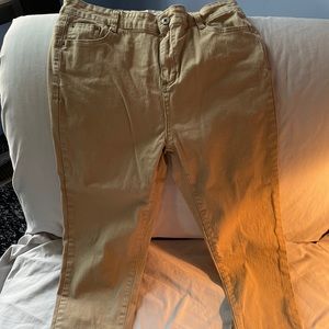 Beyond this plane Khaki cropped jean